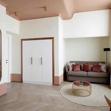 Palazzo Velabro, A Member Of Design