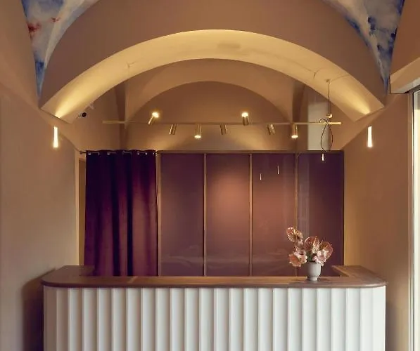 Palazzo Velabro, A Member Of Design