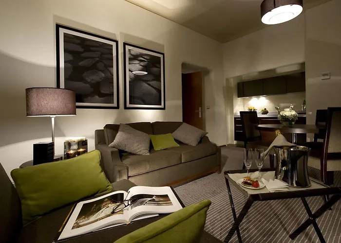 Palazzo Velabro, A Member Of Design Rome