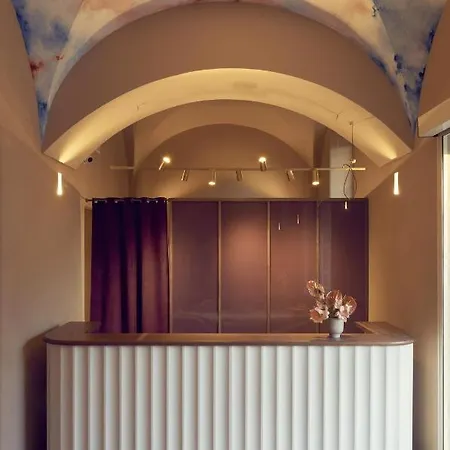 Palazzo Velabro, A Member Of Design